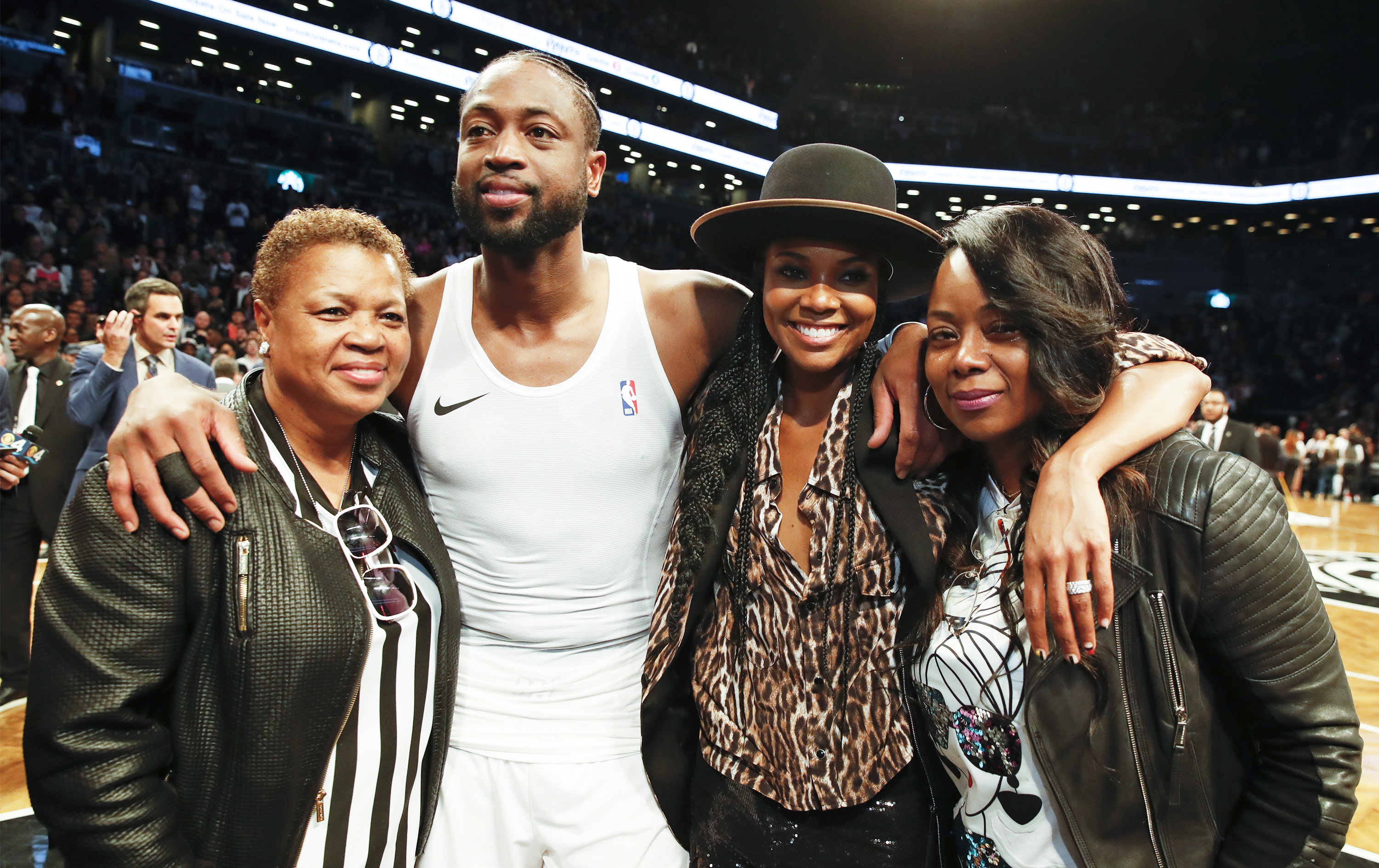 基础年薪与 基础年薪与